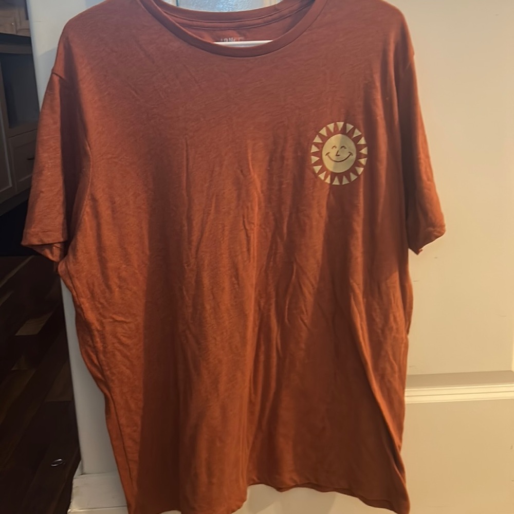 Size large tee !